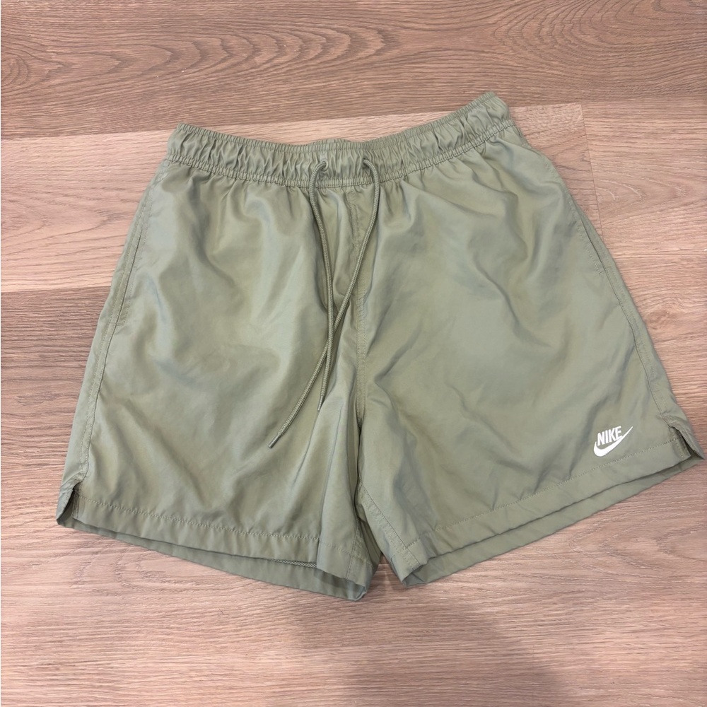 Nike Men's Woven Alumni Shorts